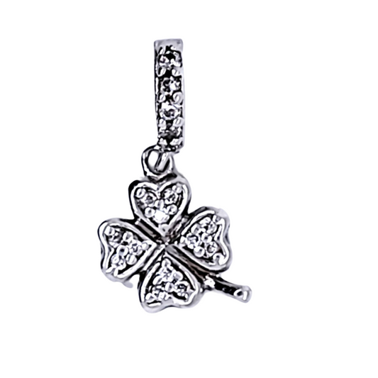 Silver Shamrock Charm 1.1g Preowned