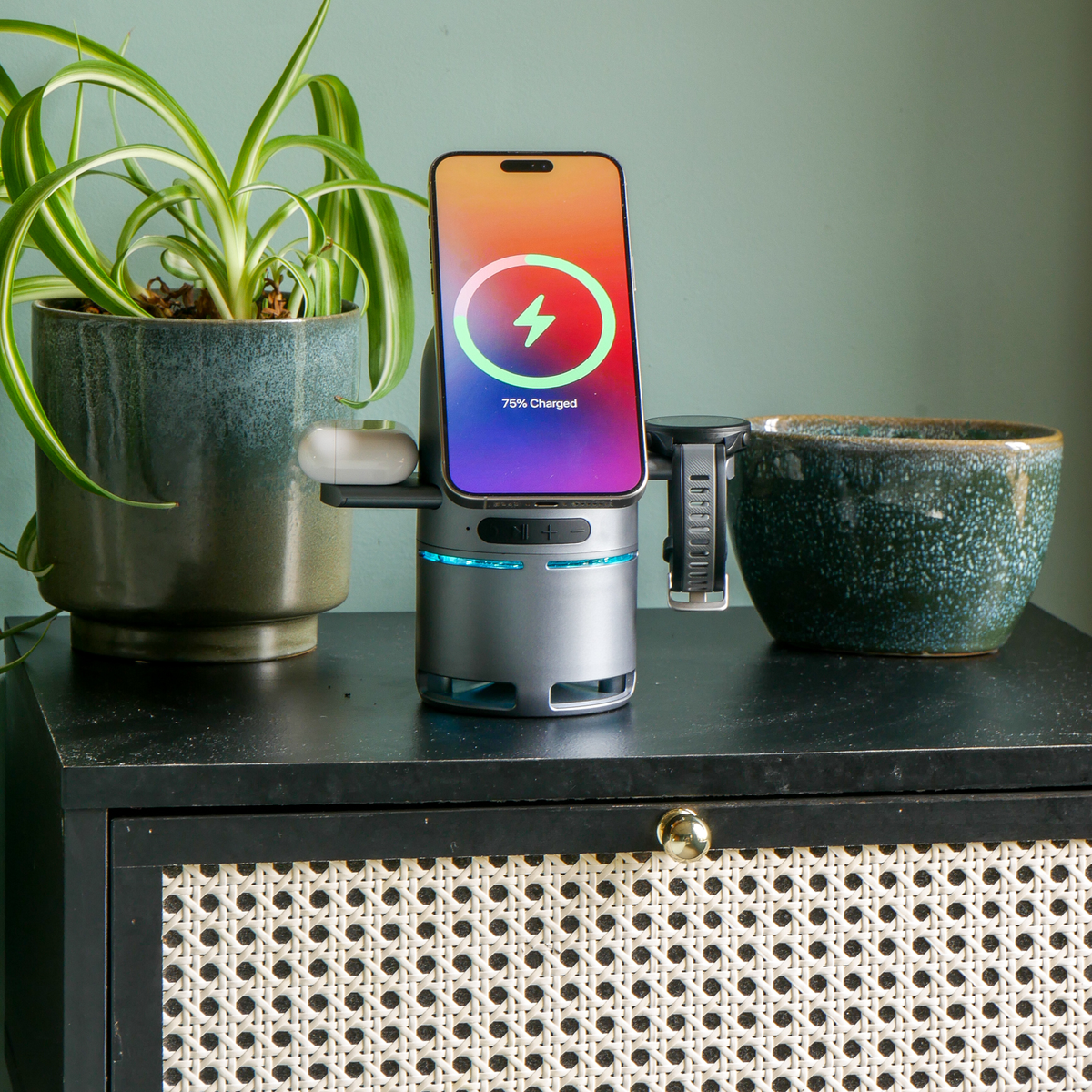 Steepletone Twist & Sound Multi-Funtion Wireless Charger