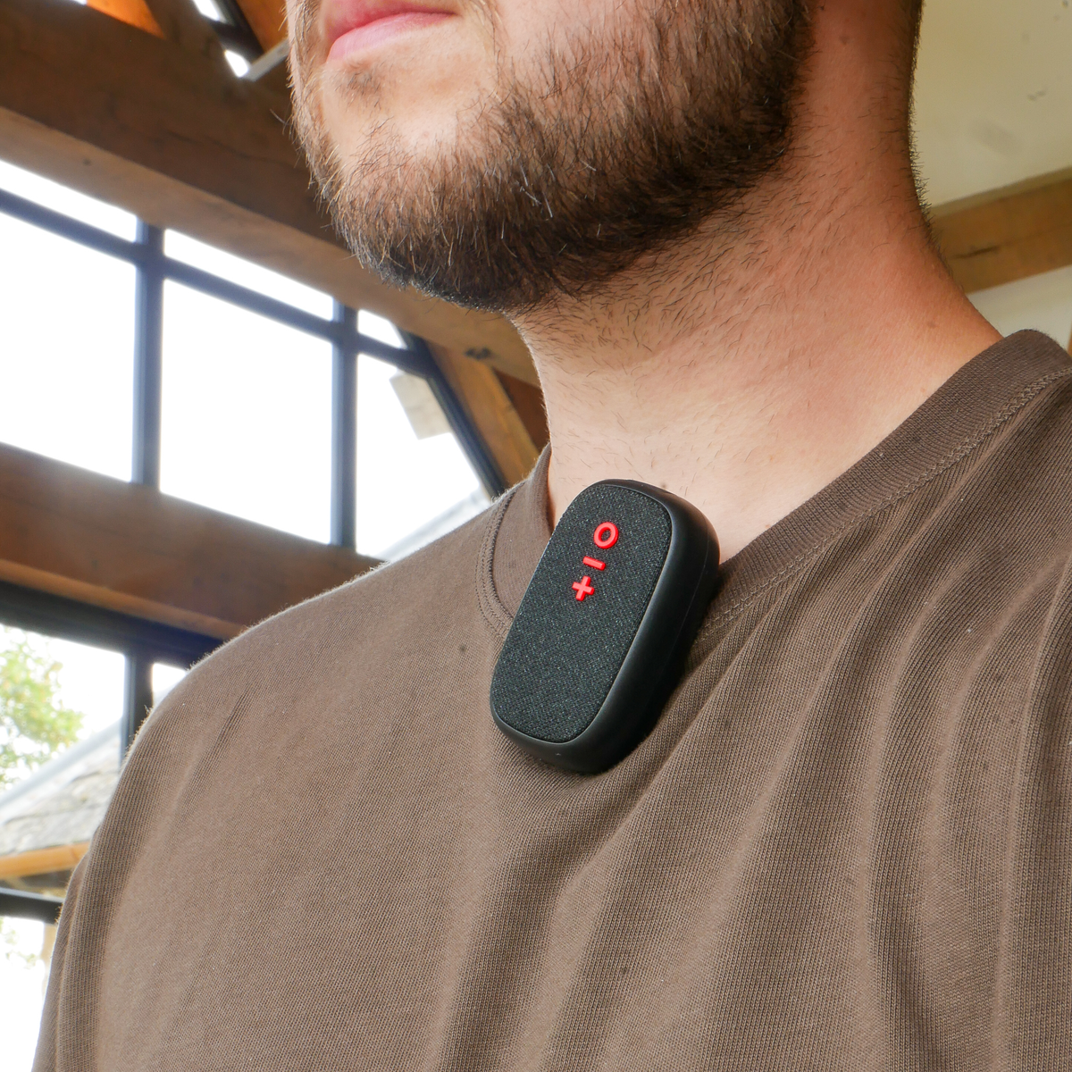 Steepletone Clip Mini Bluetooth Speaker