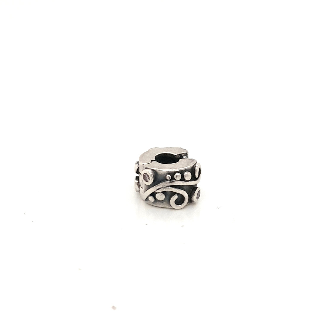 925 Silver Pandora Flower Pattern Pink Clasp Charm Approx 2.3g Preowned